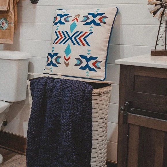 HiEnd ACCENTS navy chess knit throw blanket 50x60 soft cozy wool farmhouse - Picture 2 of 11